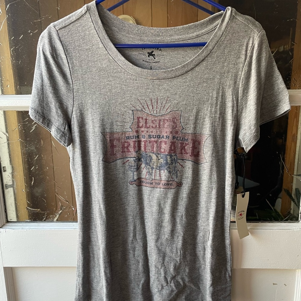 Idyllwind T shirt never worn with tags! Size small